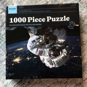 Spaceman edition #2 1000 piece jigsaw puzzle